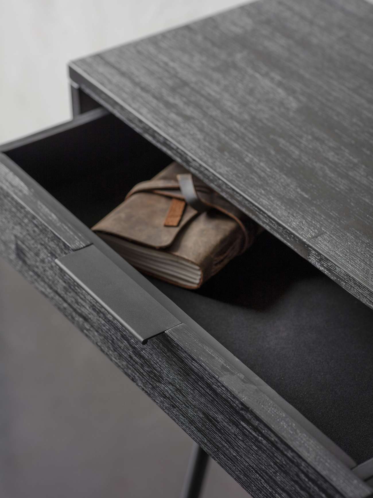 Dury Console