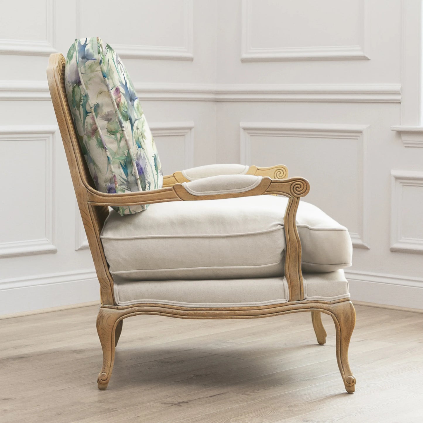 Chateaux Cirsium Armchair