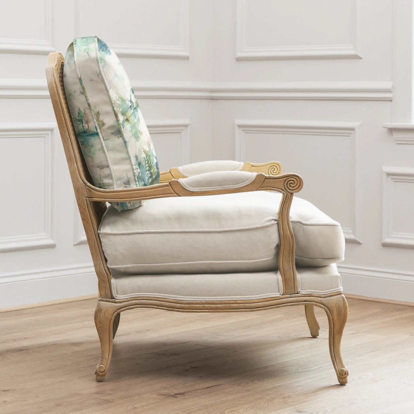 Chateaux Wilderness Armchair