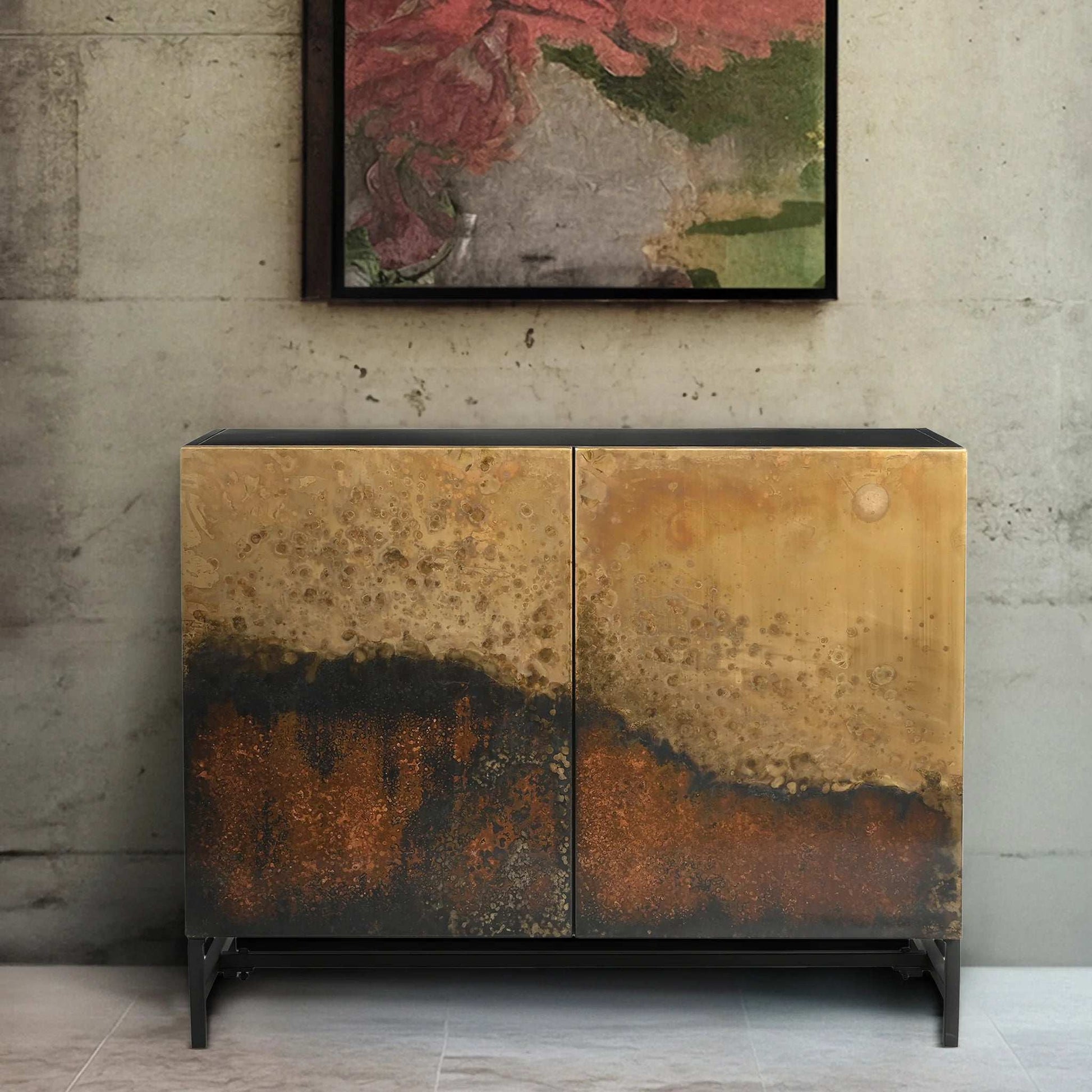 Luna Cabinet