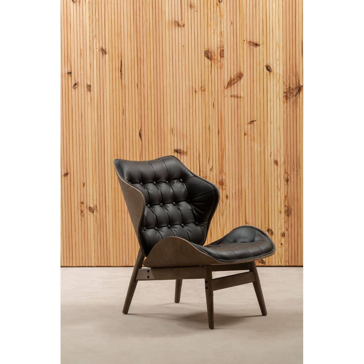 Remington Lounge Chair | Gentleman's Club Collection - Industrious Decor