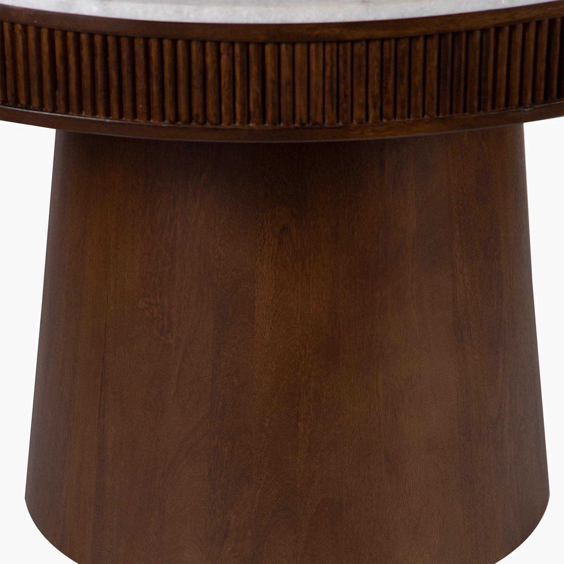 Muro Dining Table